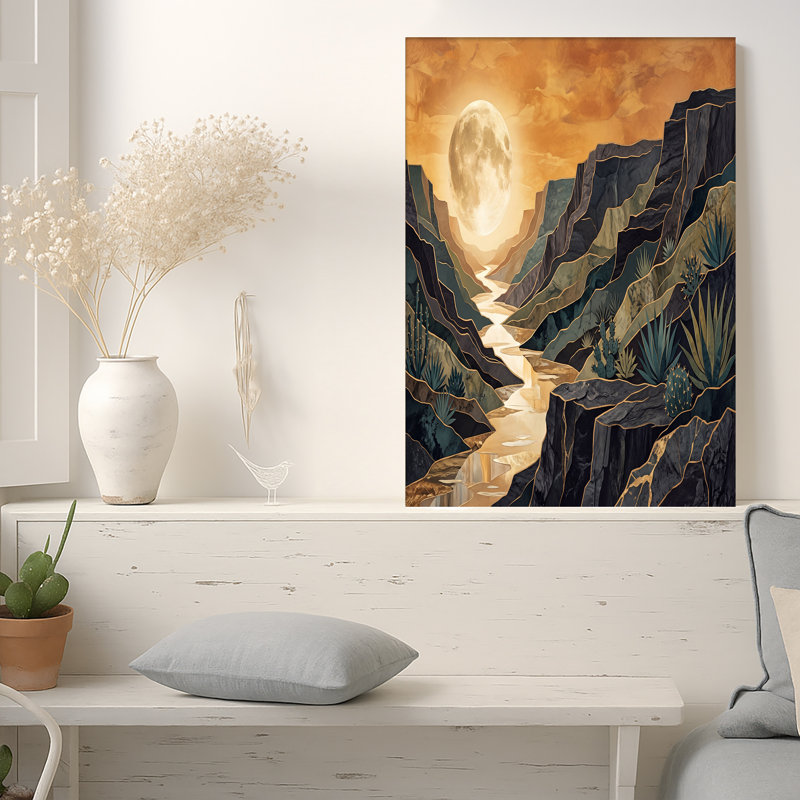 Toile dorée, montagnes superposées avec toile de pleine lune et cactus, H 24 po x l 36 po