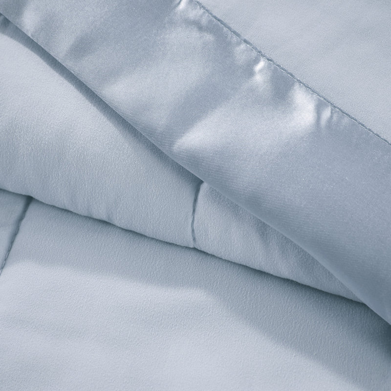 Moisture-wicking Polyester Satin Trim Blanket - Elegant Style For All-season Comfort
