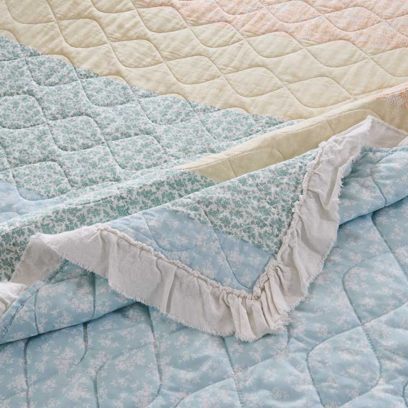 Greenland Home Fashions Tessie Pastel 3-Piece Queen Size Quilt Set 90x90 + 20x26 (2), Queen Quilt + 2 Standard  Shams
