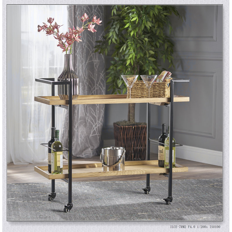 Chariot-bar industriel moderne avec aspect bois élégant, tablettes à deux lèvres et roulettes pour une mobilité facile