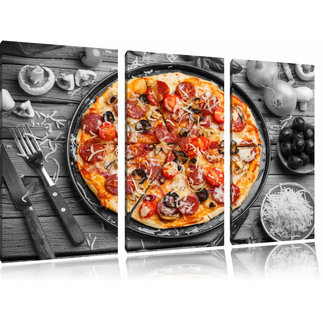 3-tlg. Leinwandbilder-Set „Köstliche Pizza auf Pizzablech", Fotodruck