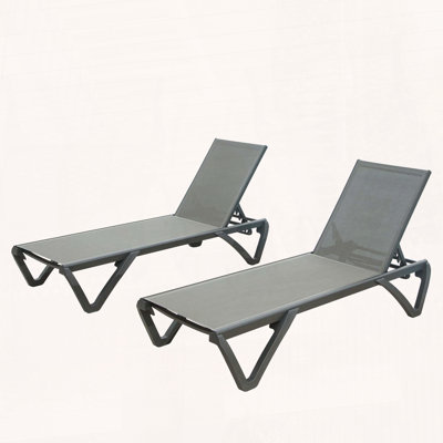 Chaise d'extérieur en polypropylène et aluminium