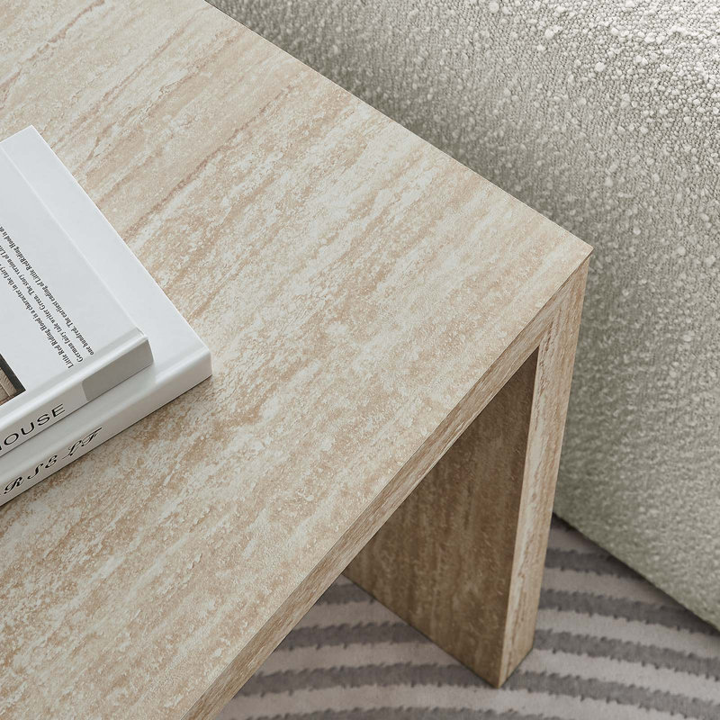 Table d'appoint en faux travertin Mirella