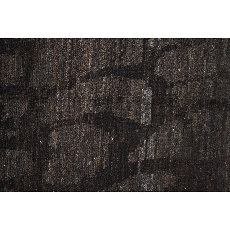 Iniguez Black Rug