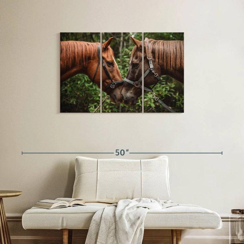 Brampt Horse Smooch, 24" H x 38" W