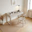 Bureau moderne blanc familial