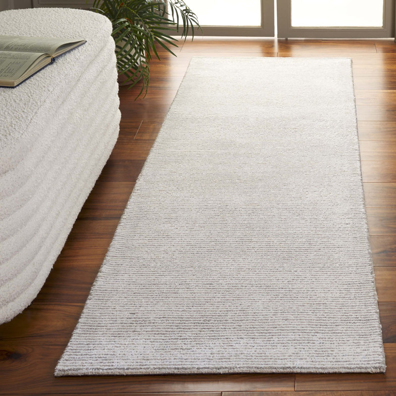 Tapis gris / ivoire en laine / viscose / coton touffeté à la main Masanao, Tapis de couloir 2 pi 3 po x 8 pi