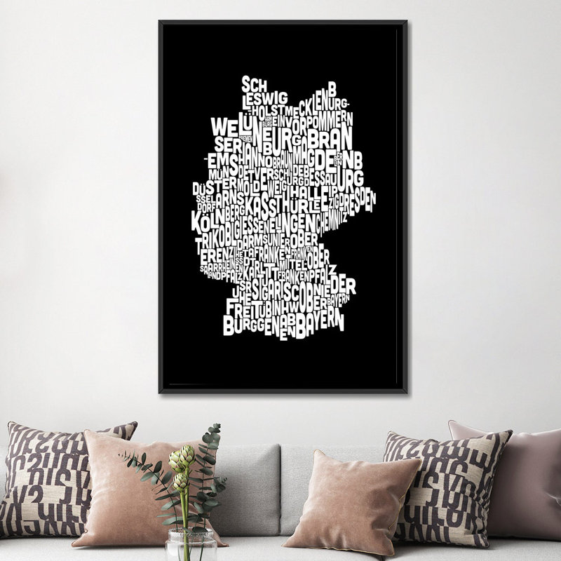 « text map of germany » par michael tompsett, impression sur toile tendue, H 26 po x l 18 po x P 1,5 po, Pas de tapis