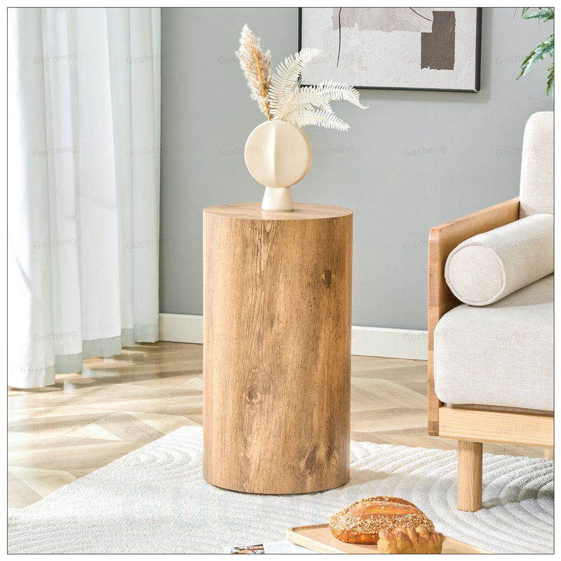 Table basse minimaliste à grain de bois minimaliste, parfaite pour les salons de style industriel avec un design compact et multifonctionnel.