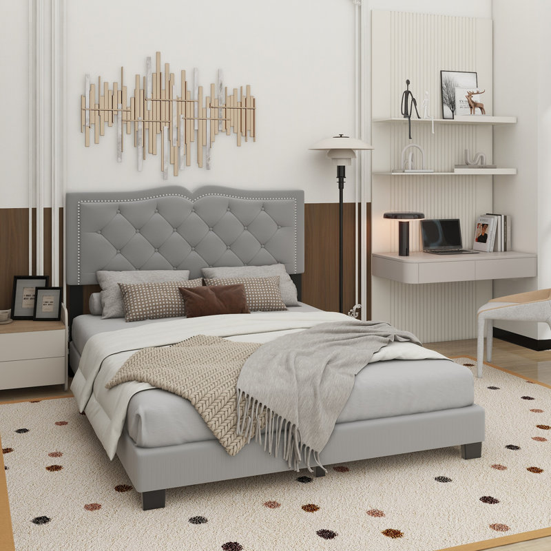 Structure de lit tapissier avec motif de rivets, lit plateforme moderne en velours avec tête de lit capitonnée, Grand, Gris