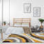 Tapis jaune à motif géométrique Koo-584622817