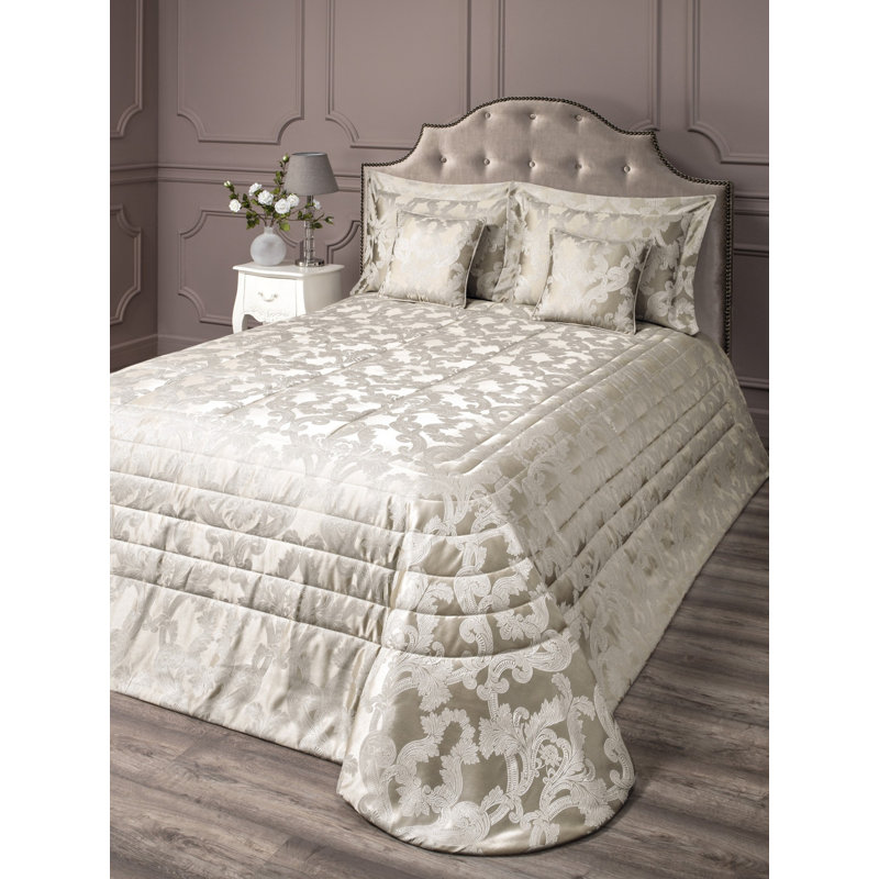 Sienna Sham