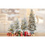 Arbre de Noël compact avec lumières DEL, conception réaliste Pe + pvc, décor de table confortable pour les petits espaces