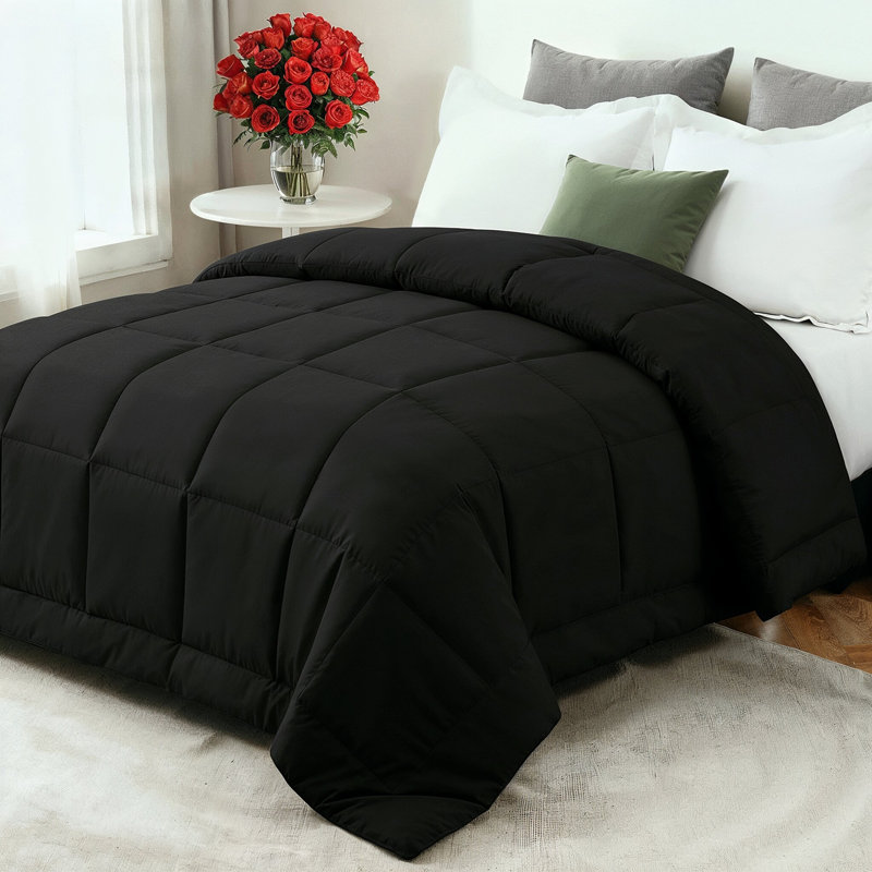 Goose Down Alternative Comforter – All Season, Warm & Lightweight, Ultra Soft Fluffy Duvet Insert, Twin, Black