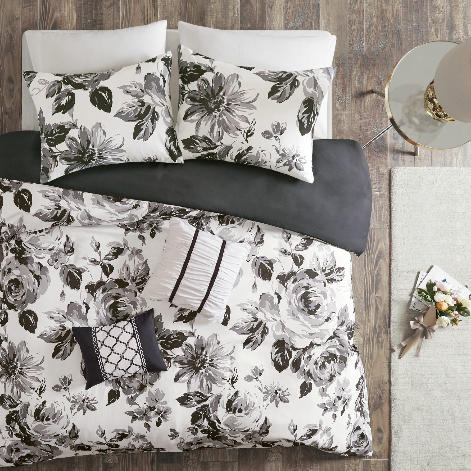 Sophie Floral Comforter Set