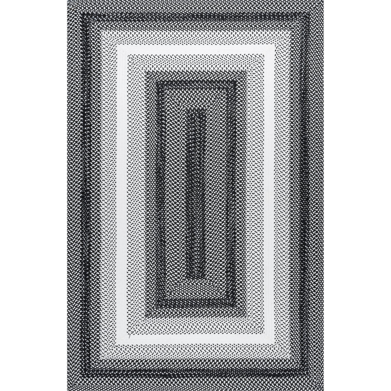 Averardo Indoor / Outdoor Rug, Rectangle 4' x 6'
