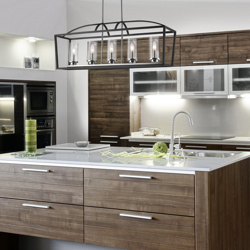 Luminaire suspendu linéaire à 5 lumières pour îlot de cuisine Skegness, Chrome, Verre martelé