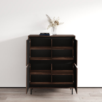 Waldina 40.1" Chest with Matte Finish