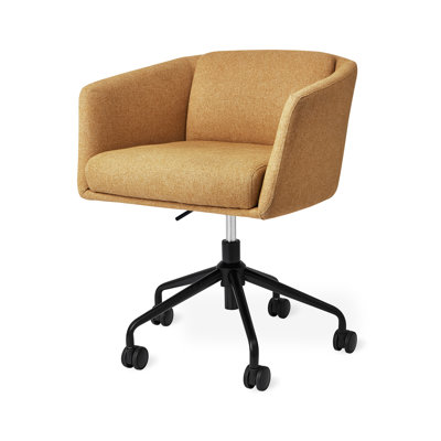 Radius Chair