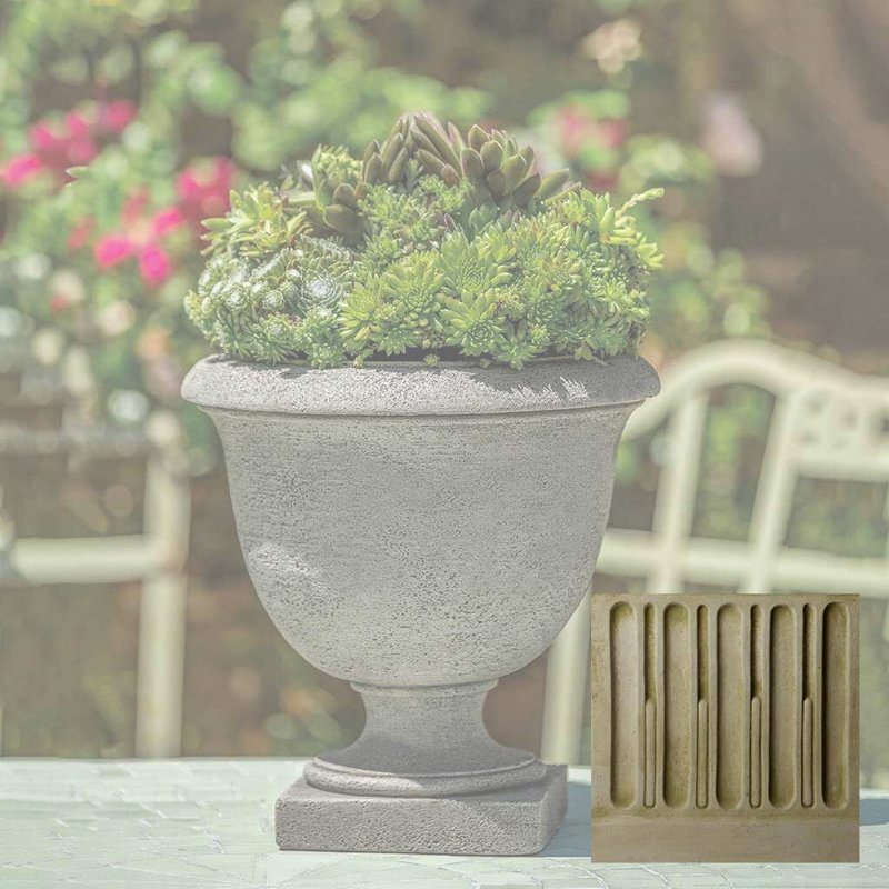 Urne à fleurs Petitt, Mousse anglaise