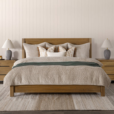 Fenmore Pine Wood Eastern Queen Bed