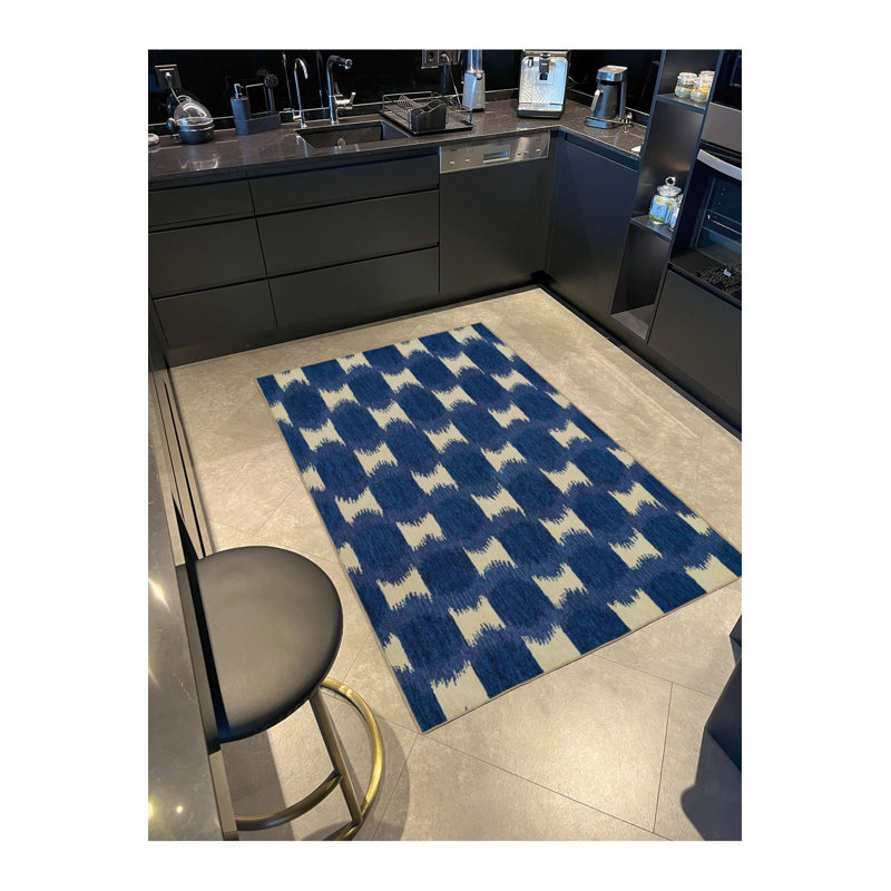Tapis bleu délavé à motif délavé, Tapis de couloir 2 pi 6 po x 6 pi 7 po inclus