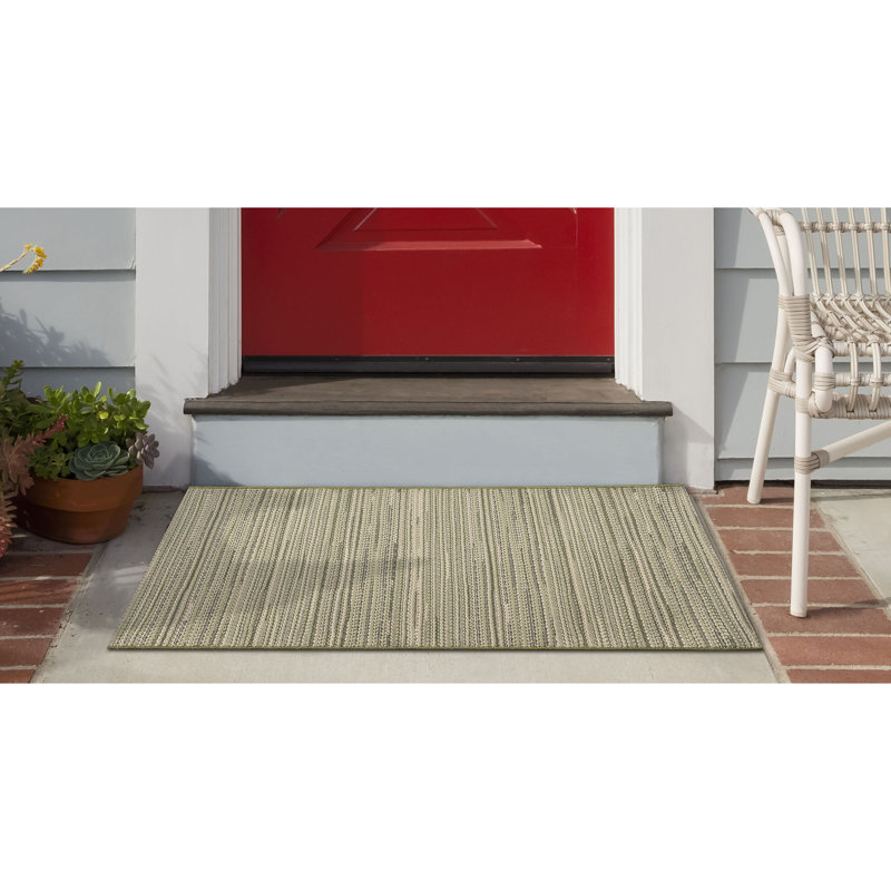 Tapis intérieur / extérieur en polypropylène / polyester tissé à la machine Gapland, Rectangle 1 pi 7 po x 2 pi 5 po