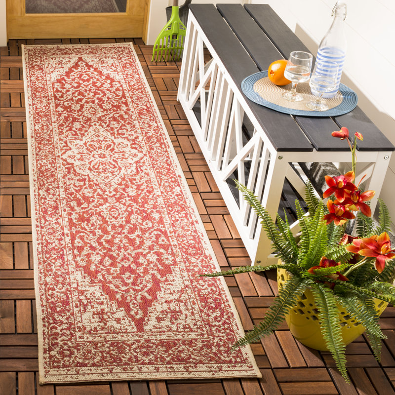 Tapis oriental rouge / crème intérieur / extérieur Danya, Tapis de couloir 2 pi 2 po x 6 pi