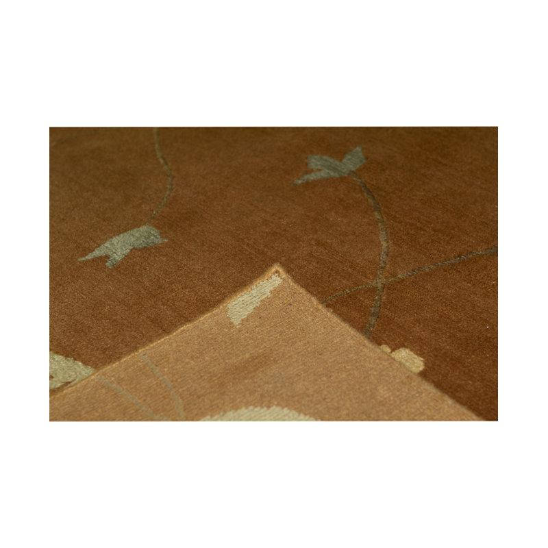 Floral Area Rug in Dark Orange/Yellow