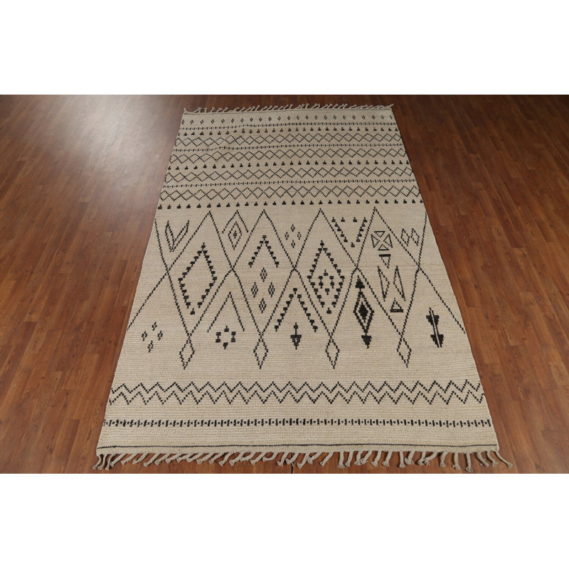 Tapis marocain ivoire fait à la main 6 x 9
