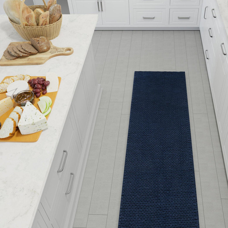 Yanellie Hand Loomed Wool Indoor Rug, Runner 2' x 8'