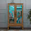 Vitrine élégante en chêne clair avec portes en verre trempé-122642906