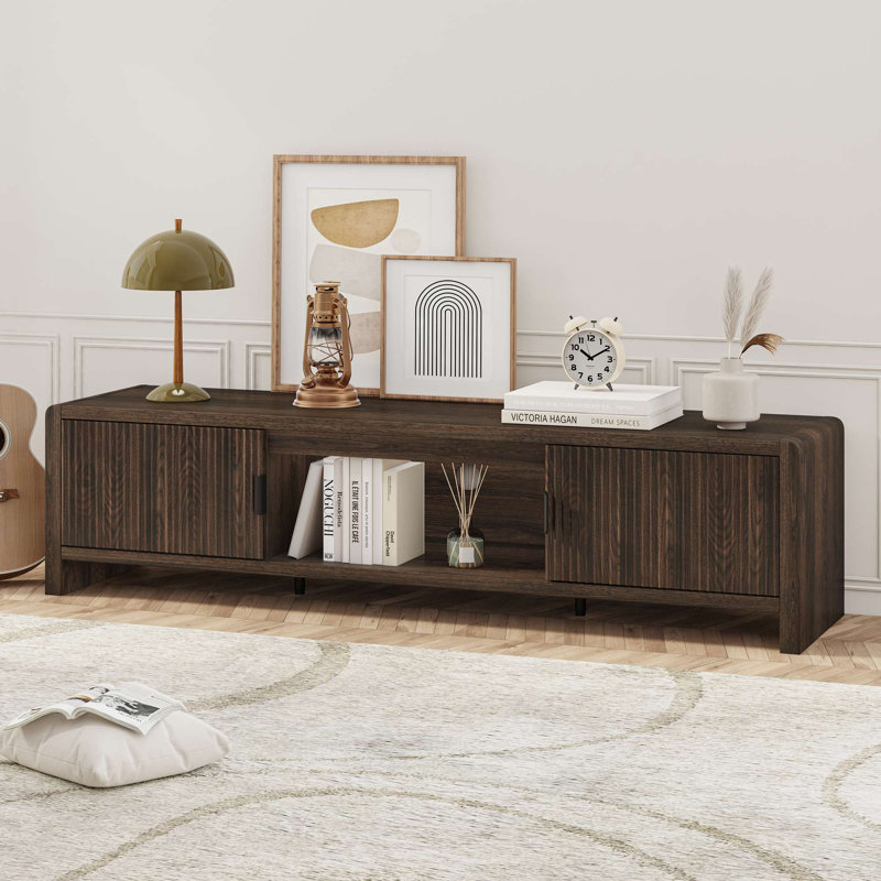 Guinna 63'' Modern Farmhouse TV Stand With Wave-Pattern Doors And Rounded Corners, Fits Tvs Up To 75'', Wooden Media Console With Storage & Cable Management