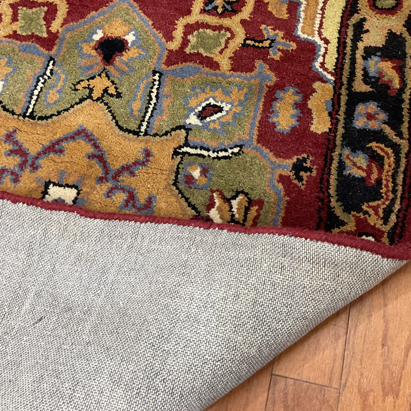 Tapis rouge / noir / orange / gris en laine touffeté à la main