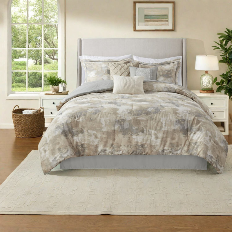 Luxury 7 Piece Bedding Sets, Cal King Polyester Blend, Modern Home Style