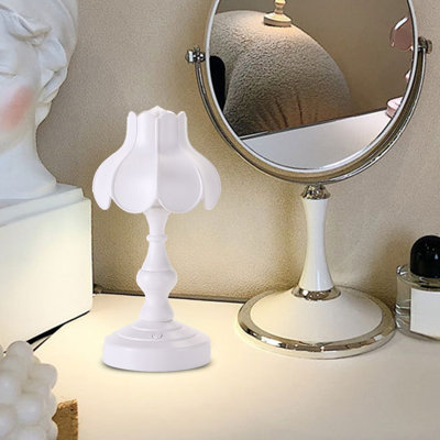 Lampe de table USB Ins rechargeable Europe et les États-Unis Style lampe de table Dortoir Mini chevet maison chambre à coucher lumière de nuit ornements
