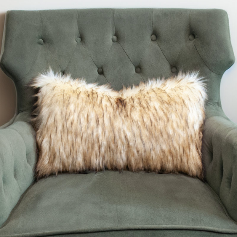 Ensemble de coussins décoratifs en fausse fourrure Thomas Collection®, Rectangle H 12 po x l 20 po