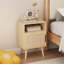 Table de chevet en rotin, table de bout décorative pour chambre à coucher, dortoir et petits espaces