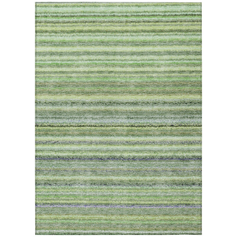 Tapis intérieur / extérieur rayé vert et vert olive articulé 5 pi x 8 pi HomeRoots