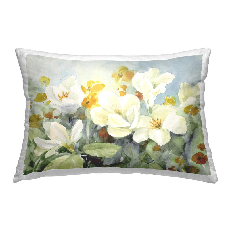 Coussin décoratif imprimé "Early Spring Meadow" par Lanie Loreth