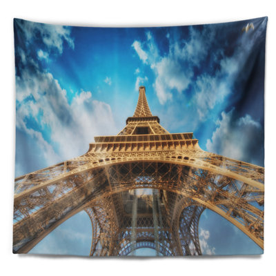 Paysage urbain, vue magnifique sur la tour Eiffel à Paris