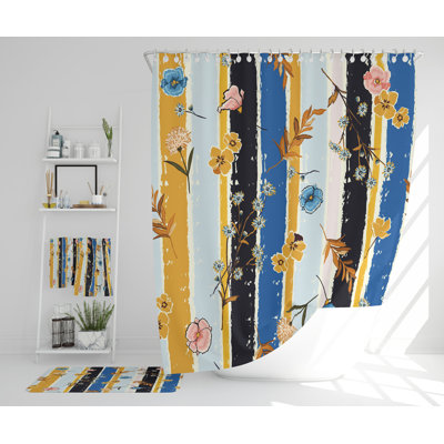Nevrie Polyester Shower Curtain Set