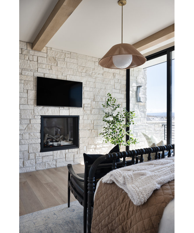Cameca 1 - Light Pendant, 19.75" H x 29" W x 29" D