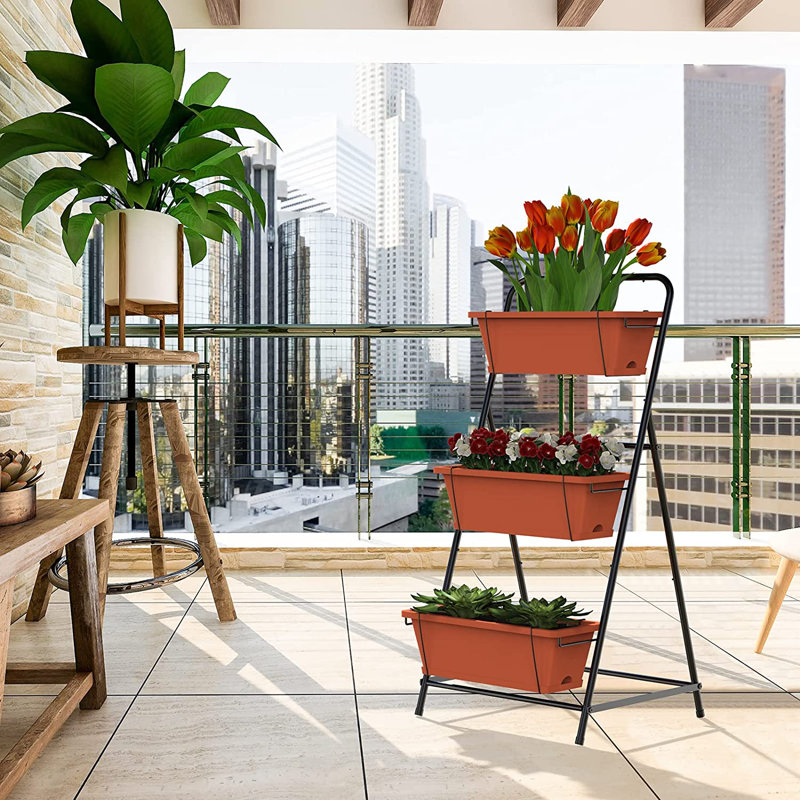 Jardin vertical en plastique Nathanim, Rouge, H 38 po x l 18 po x P 17,7 po