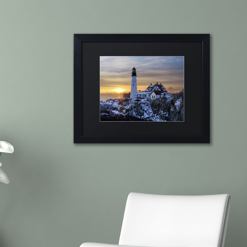 «Maine Classic» par Cliffton, reproduction de photo encadrée, H 16 po x l 20 po x P 0,5 po, Toile avec cadre brun, Blanc