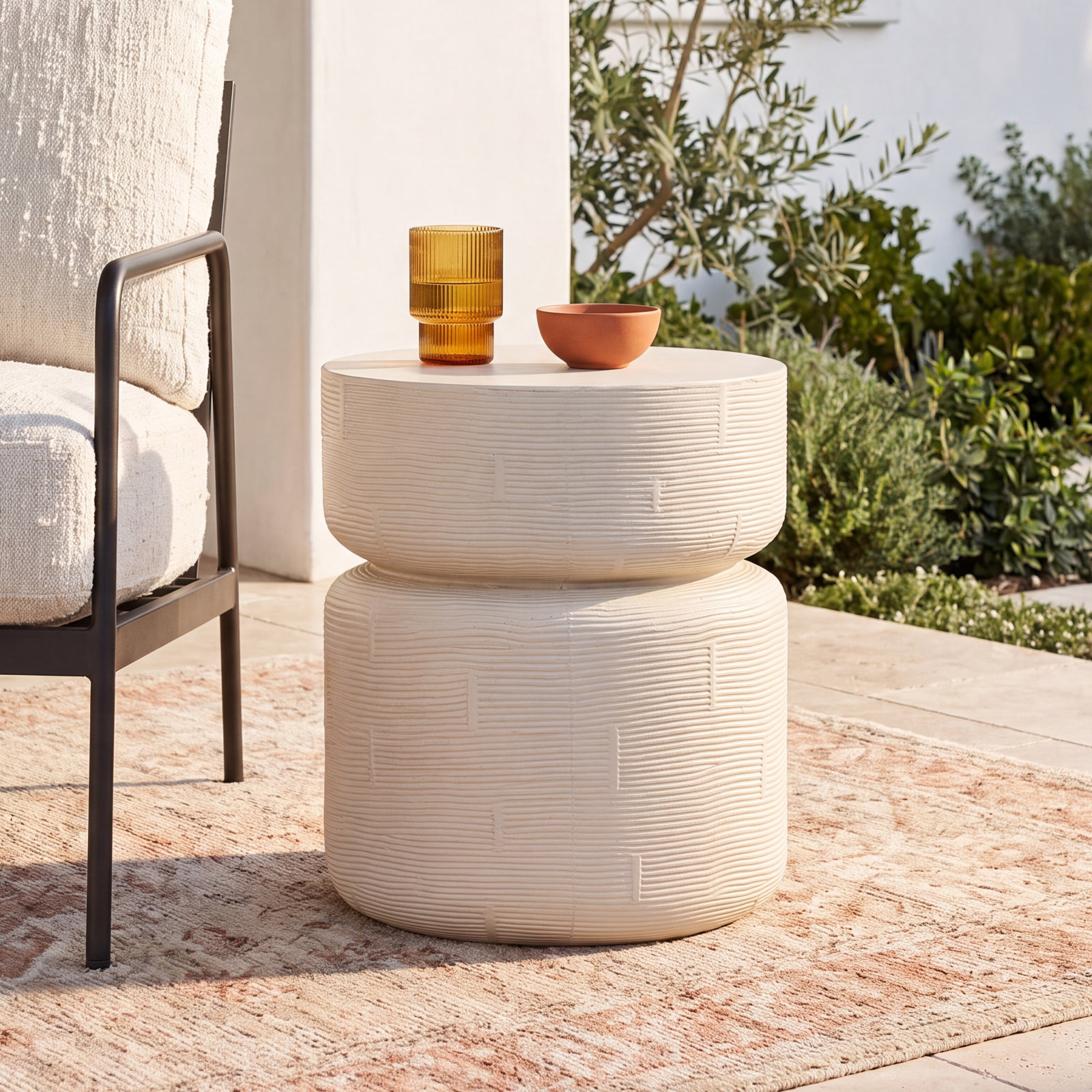 Alberry 17.5'' Concrete Outdoor Side Table