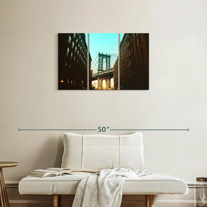 Sebbie Dumbo Street View, 20" H x 33" W