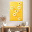 Harnek camomille sur jaune-108359963