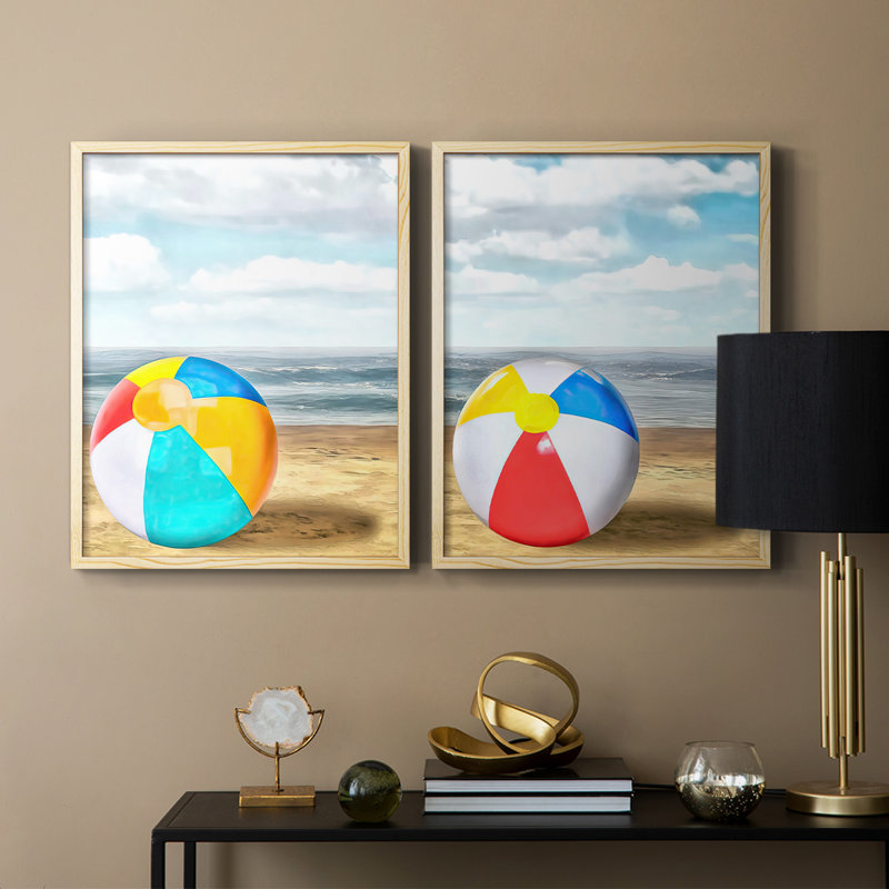 «Beach Ball I», reproduction encadrée de qualité supérieure - prêt à être accroché - aucun clou requis - aucun clou requis