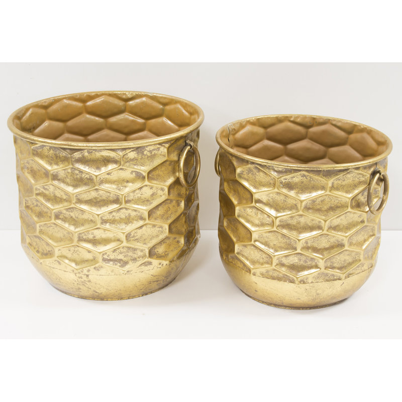 Noranda Metal Pot Planter